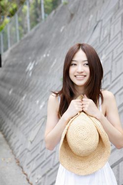 叶子楣女机器人